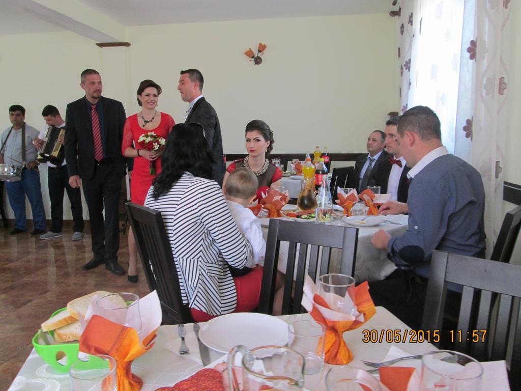 Pensiunea Ramona Tulcea Luaran gambar